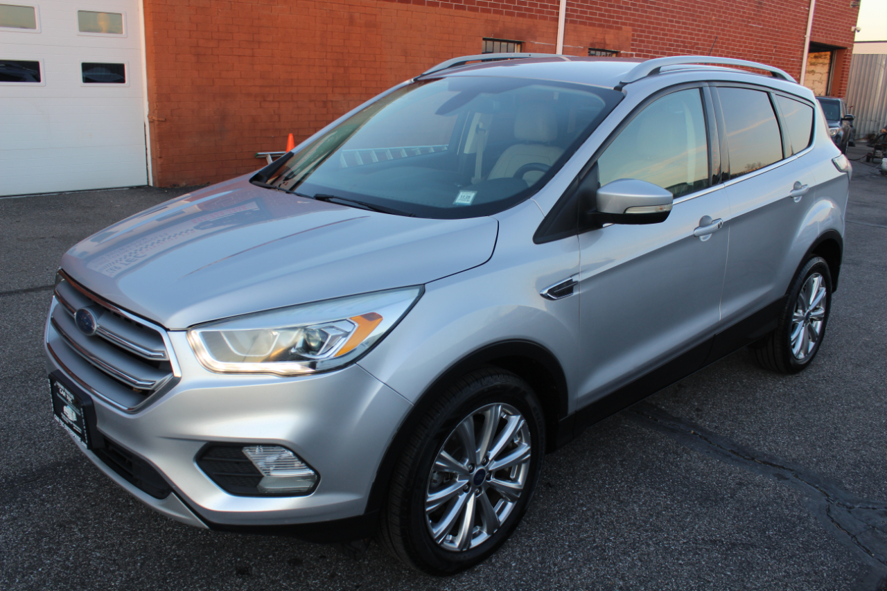 2017 Ford Escape Titanium photo 4