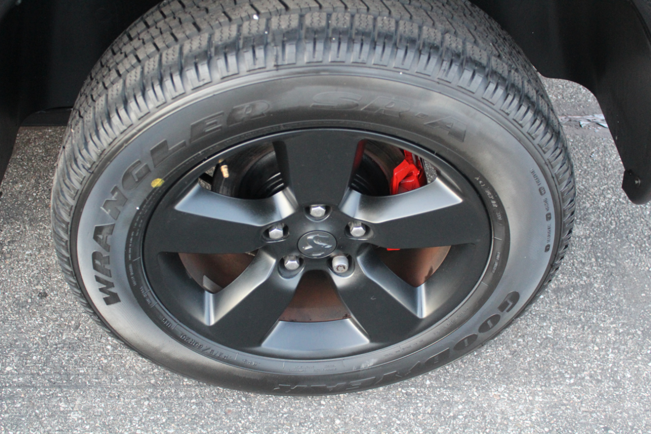 RAM 1500 Tradesman Quad Cab 4WD 2018