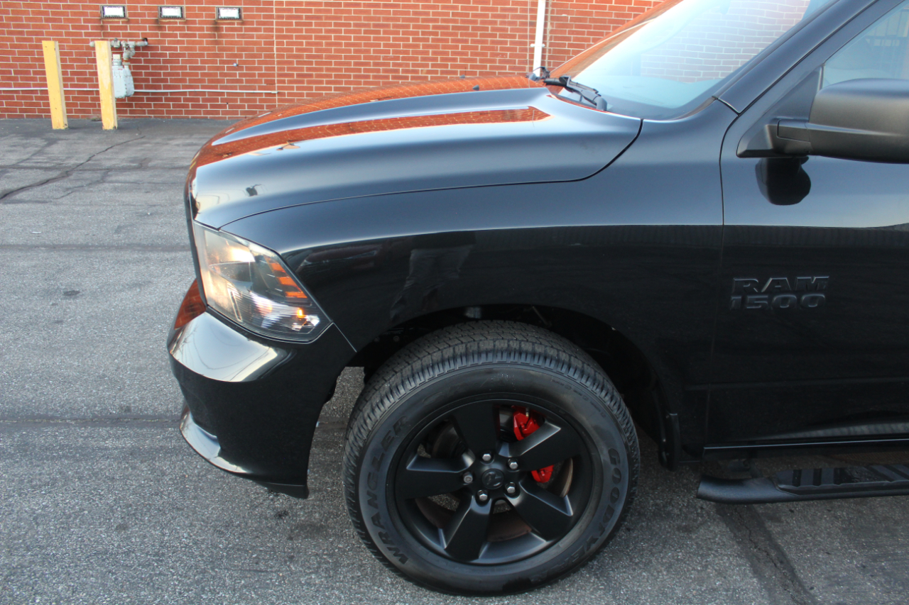 RAM 1500 Tradesman Quad Cab 4WD 2018