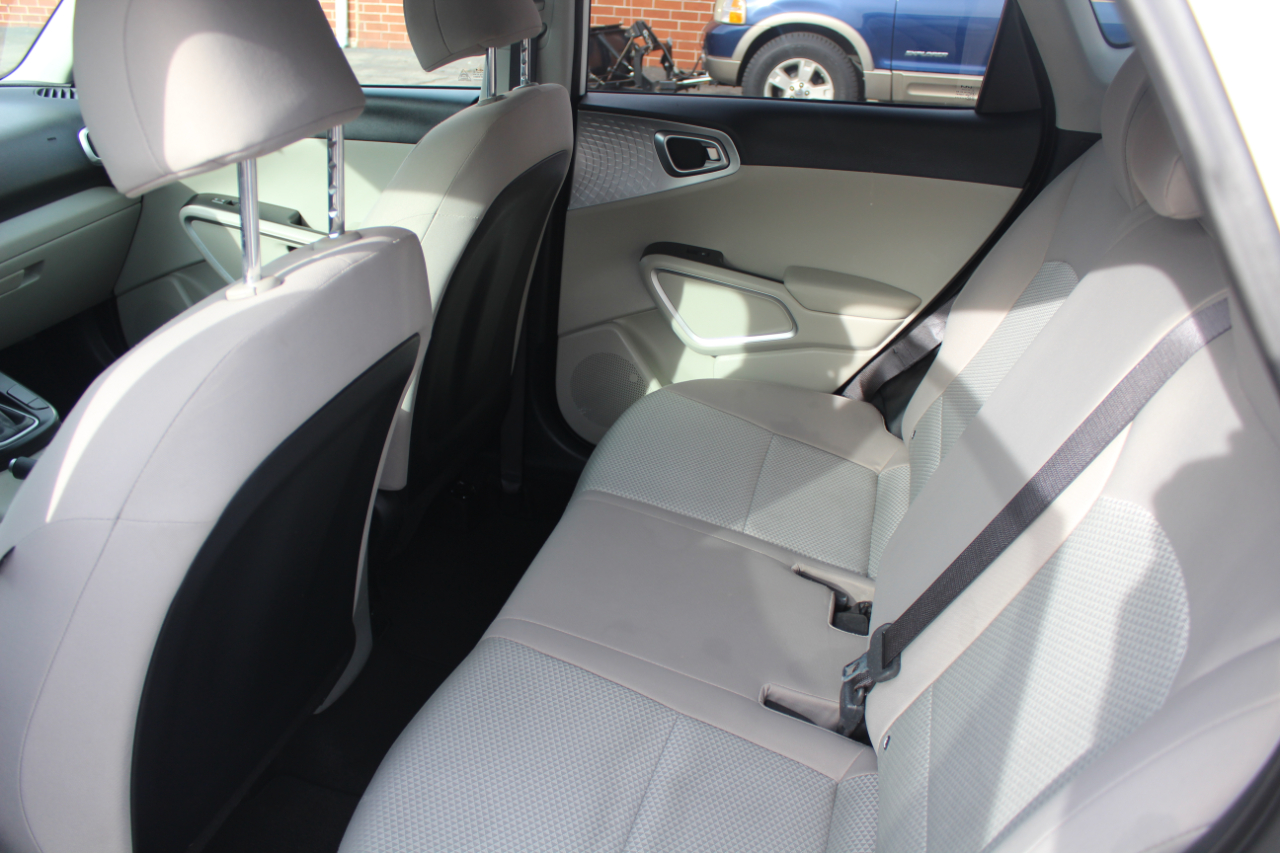 Kia Soul LX CVT 2023