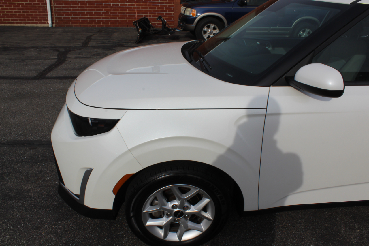 Kia Soul LX CVT 2023