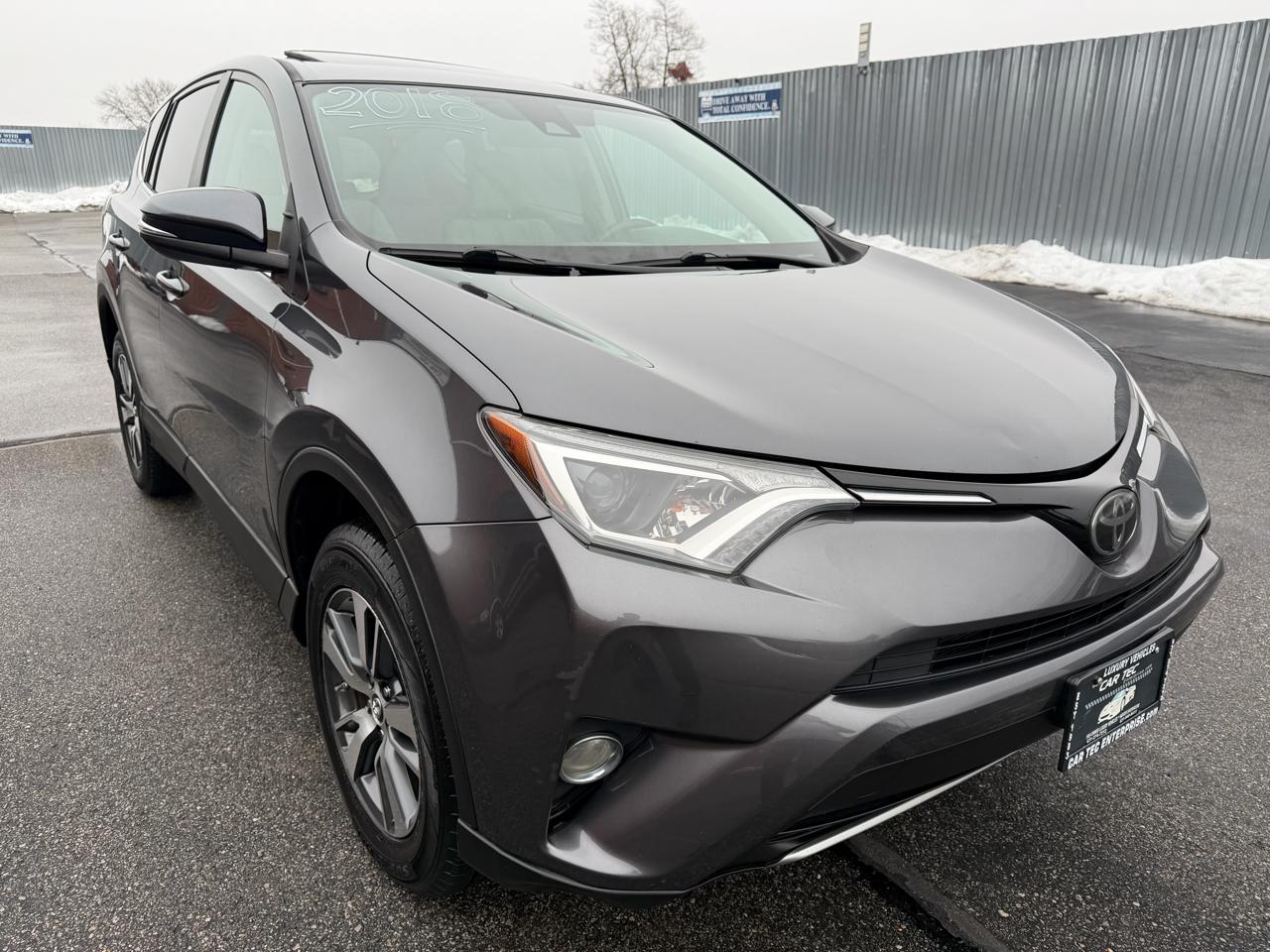 Toyota RAV4 XLE FWD 2018