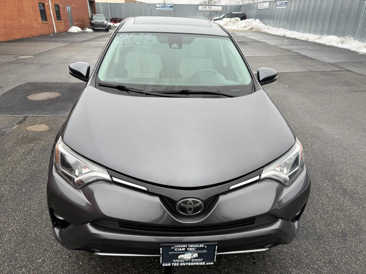 Toyota RAV4 XLE FWD 2018