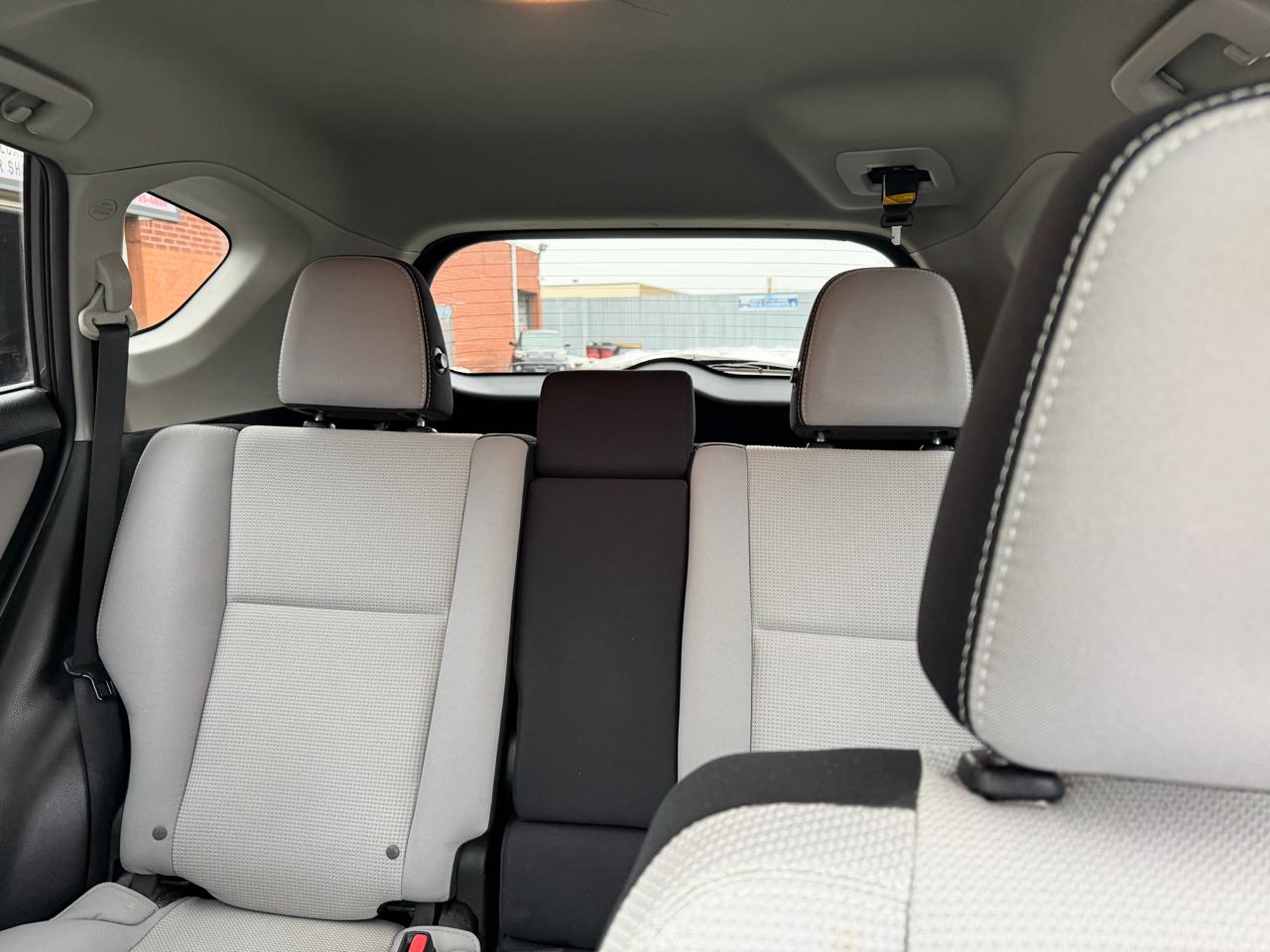 Toyota RAV4 XLE FWD 2018