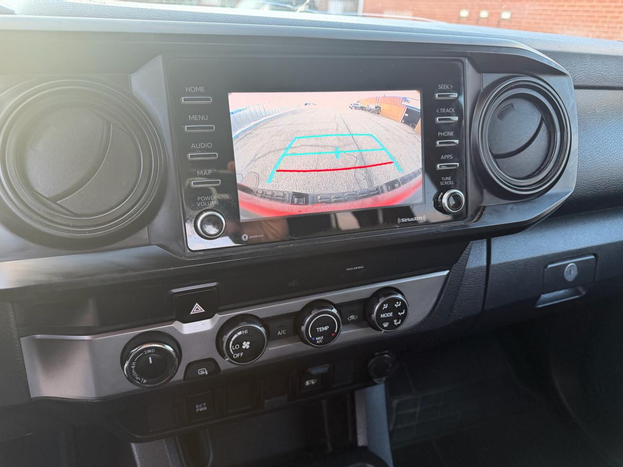 Toyota Tacoma 4WD Access Cab I4 AT SR (Natl) 2022