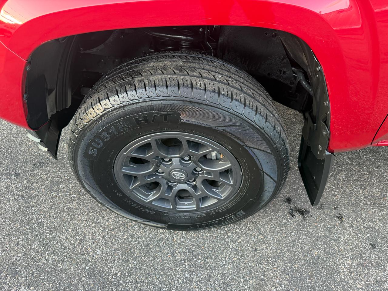 Toyota Tacoma 4WD Access Cab I4 AT SR (Natl) 2022