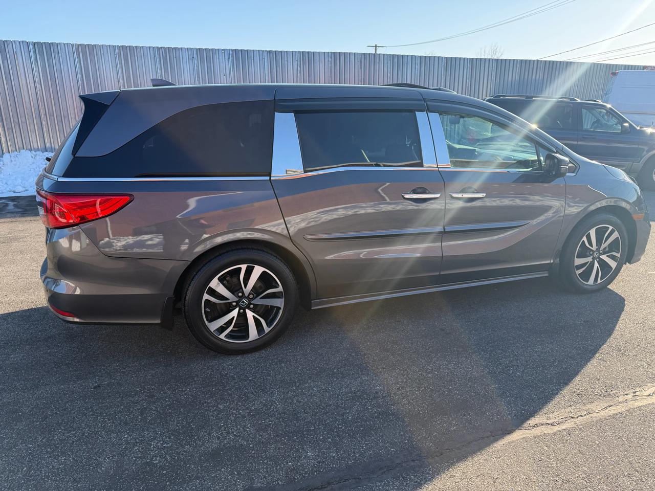 Honda Odyssey Elite 2019