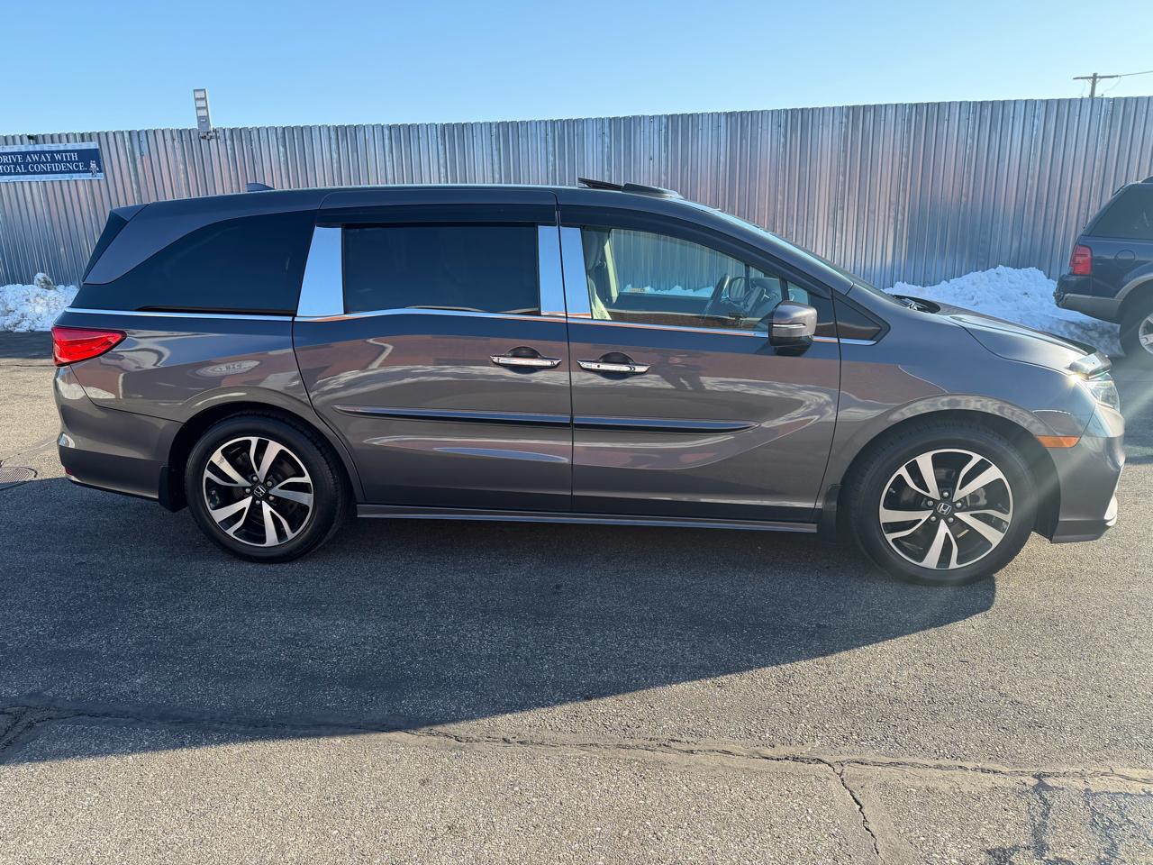 Honda Odyssey Elite 2019