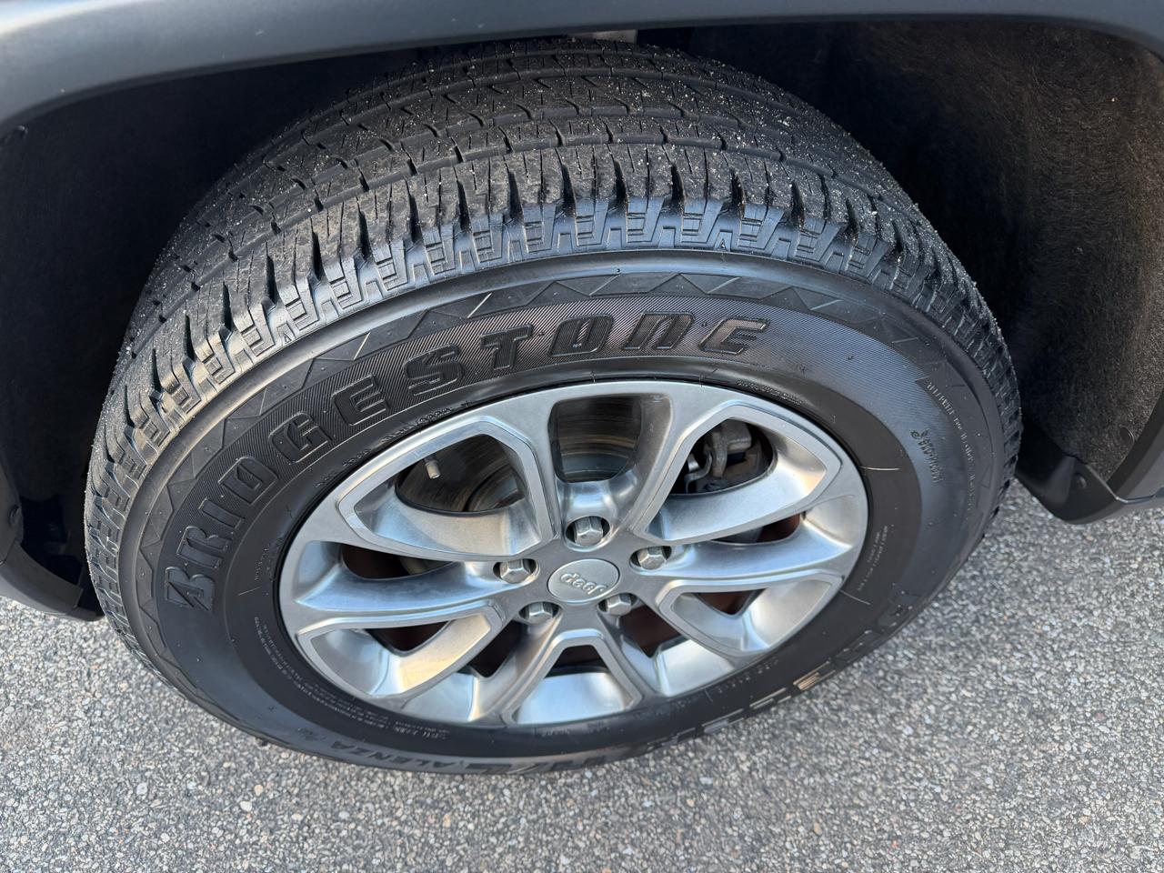 Jeep Grand Cherokee Limited 4WD 2016