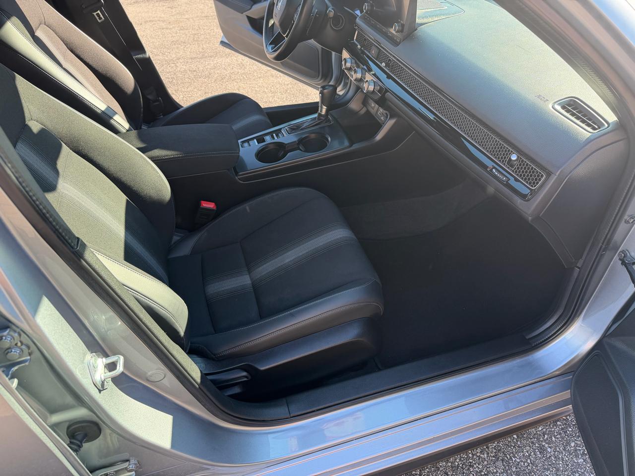 Honda Civic Sport Hatchback CVT 2023