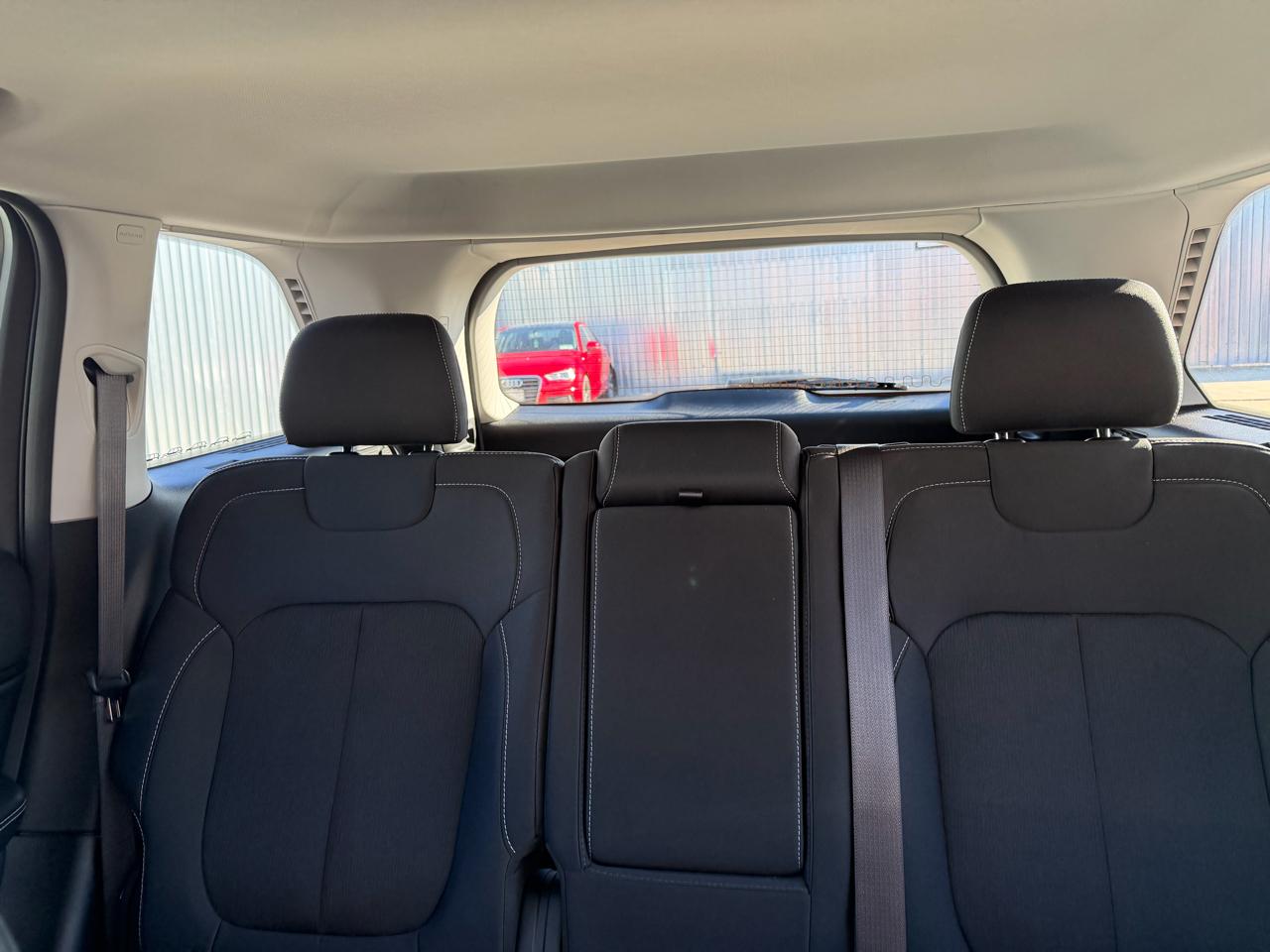 Jeep Grand Cherokee Laredo 4WD 2023