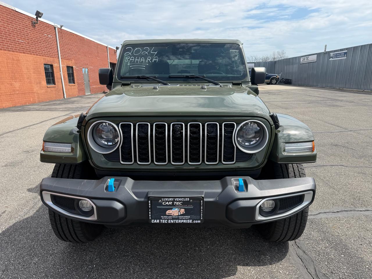 Jeep Wrangler 4xe Sahara 2024