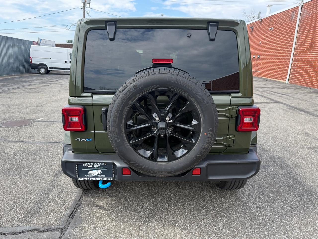 Jeep Wrangler 4xe Sahara 2024