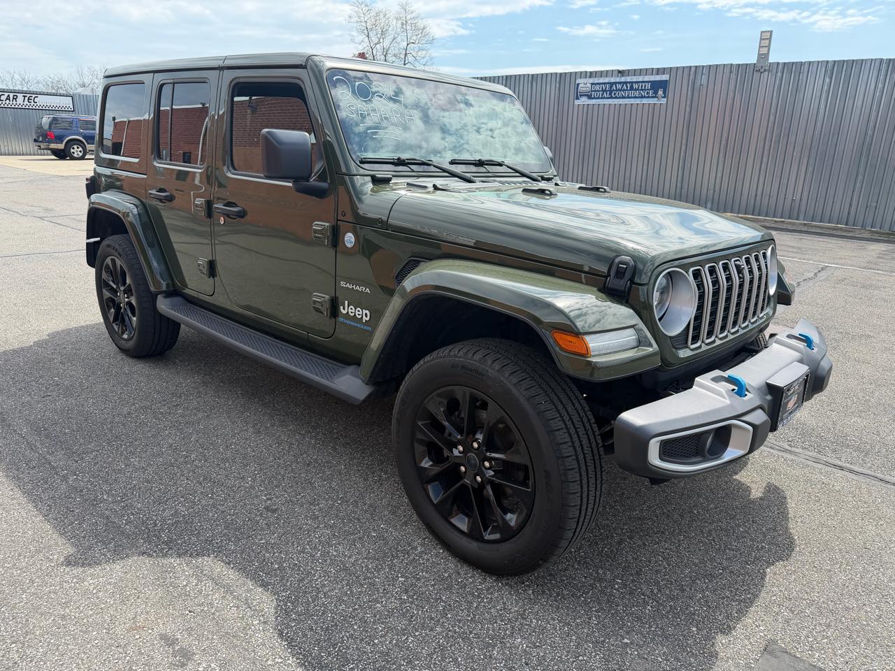 Jeep Wrangler 4xe Sahara 2024