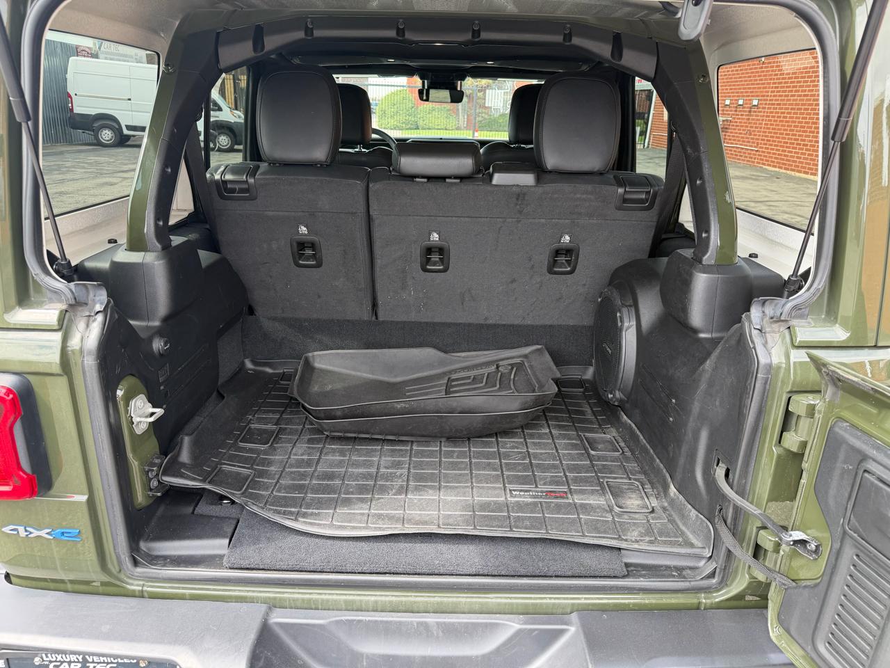 Jeep Wrangler 4xe Sahara 2024