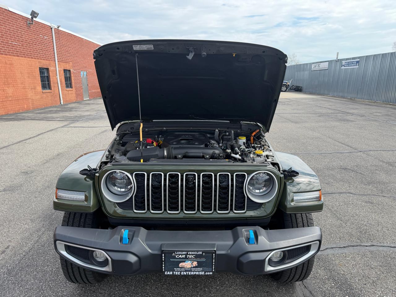 Jeep Wrangler 4xe Sahara 2024