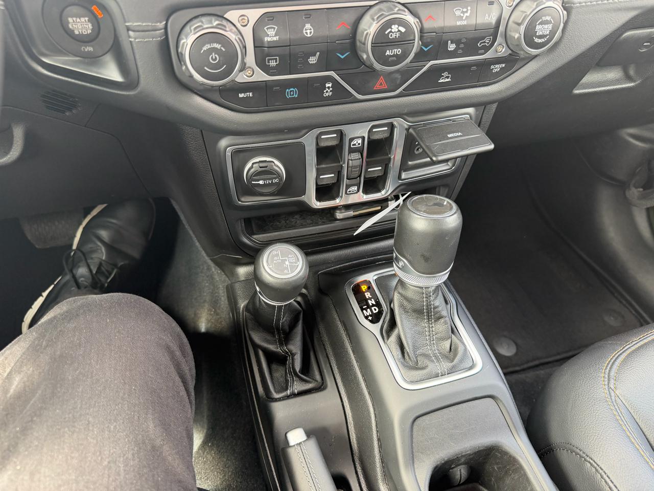 Jeep Wrangler 4xe Sahara 2024