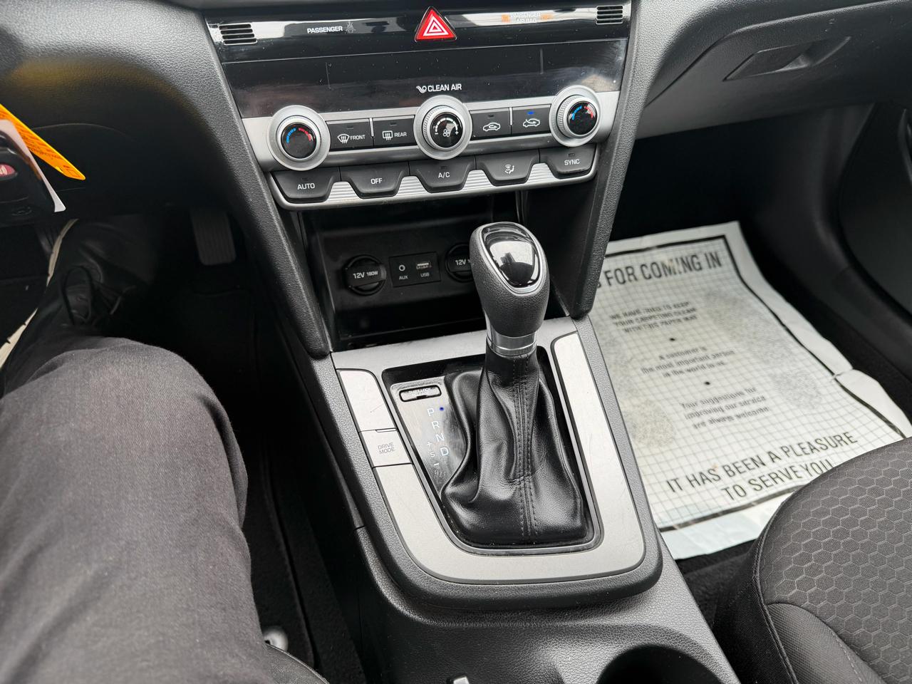 Hyundai Elantra SE 6M 2020