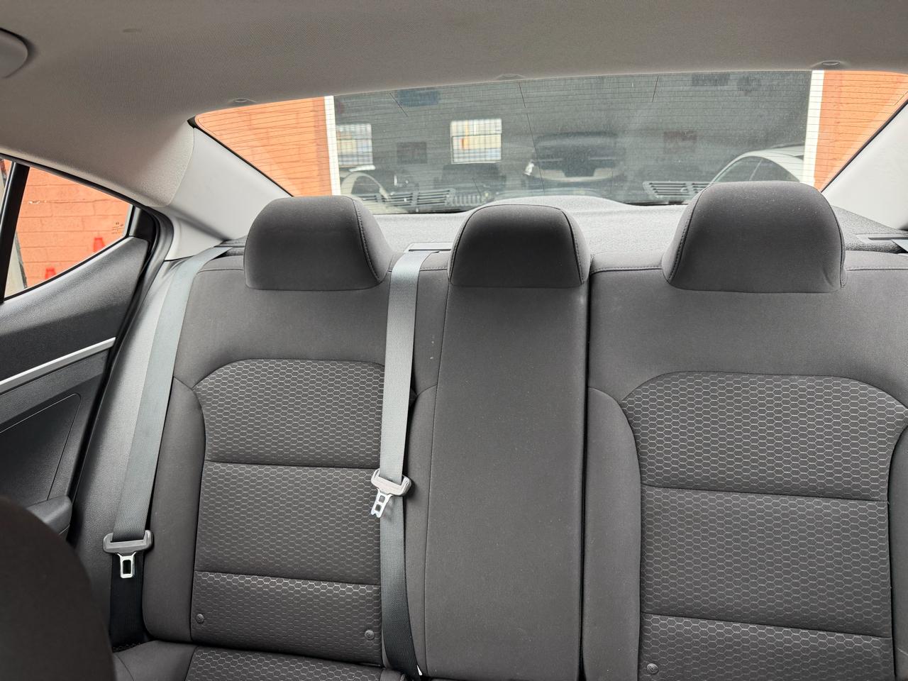 Hyundai Elantra SE 6M 2020