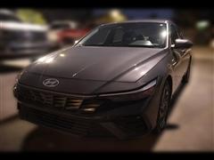 2024 Hyundai Elantra 