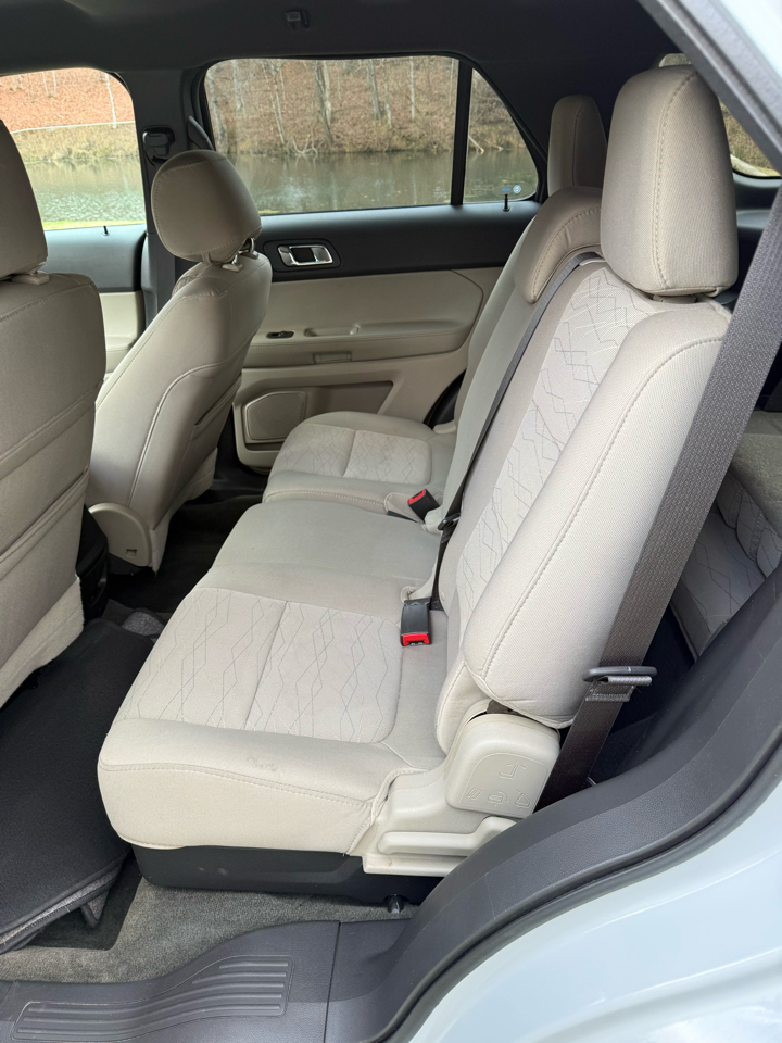 Ford Explorer Base 4WD 2014