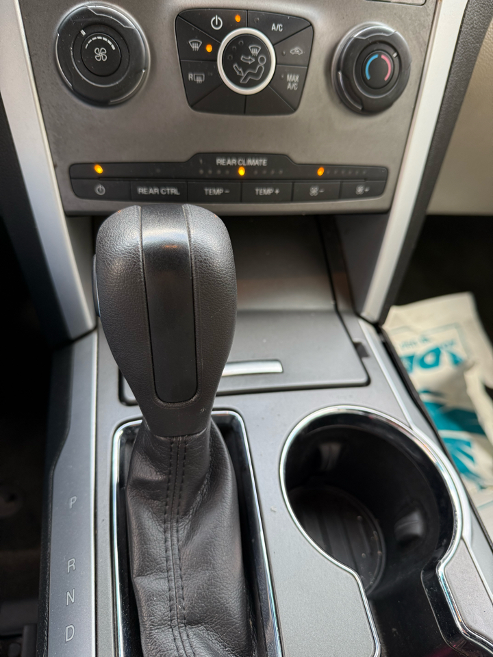 Ford Explorer Base 4WD 2014