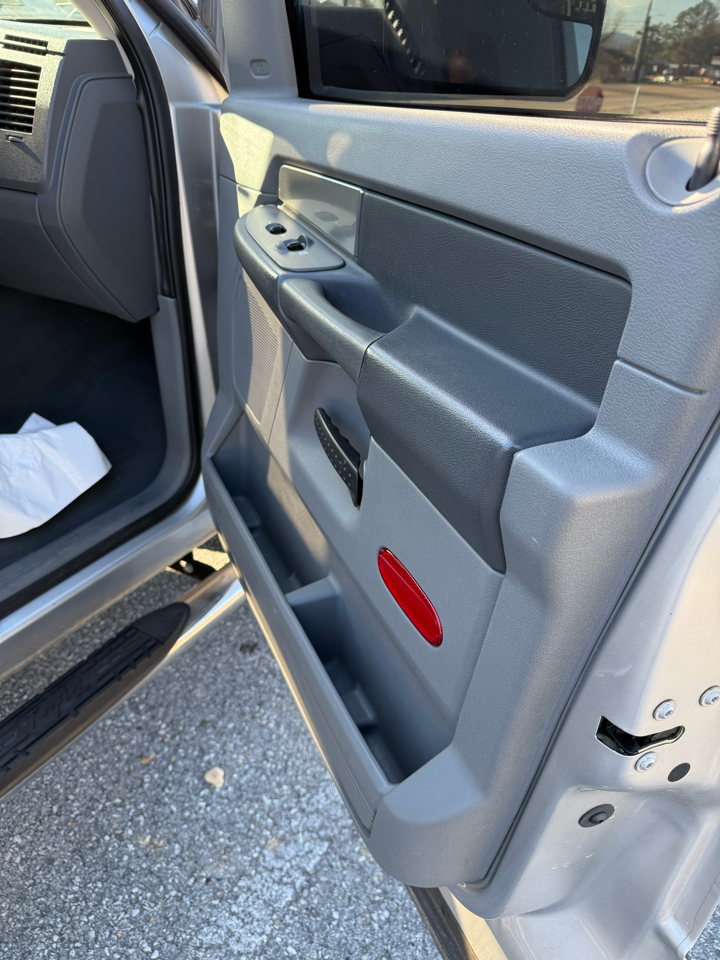 Dodge Ram 2500 Laramie Mega Cab 4WD 2009