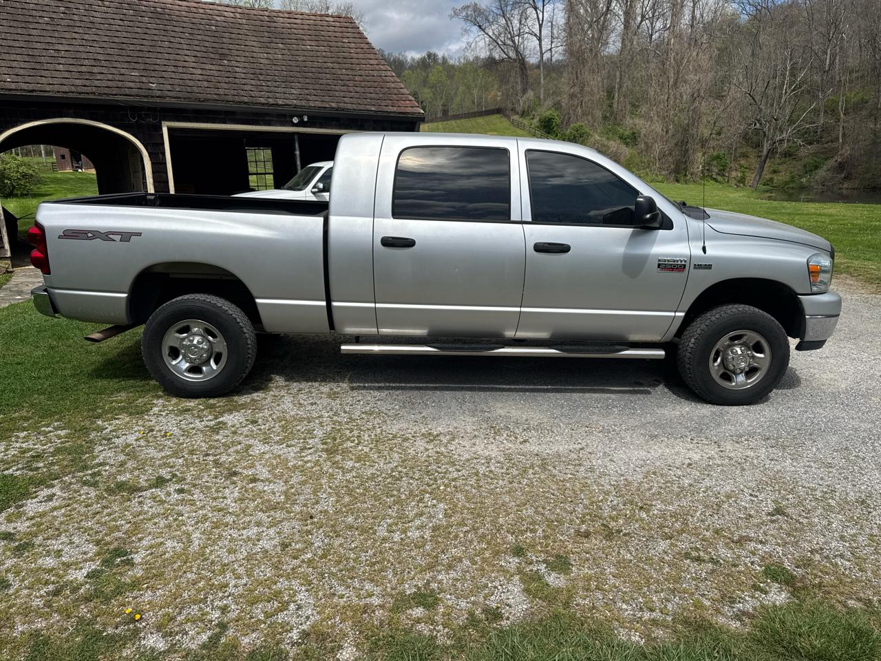Dodge Ram 2500 Laramie Mega Cab 4WD 2009