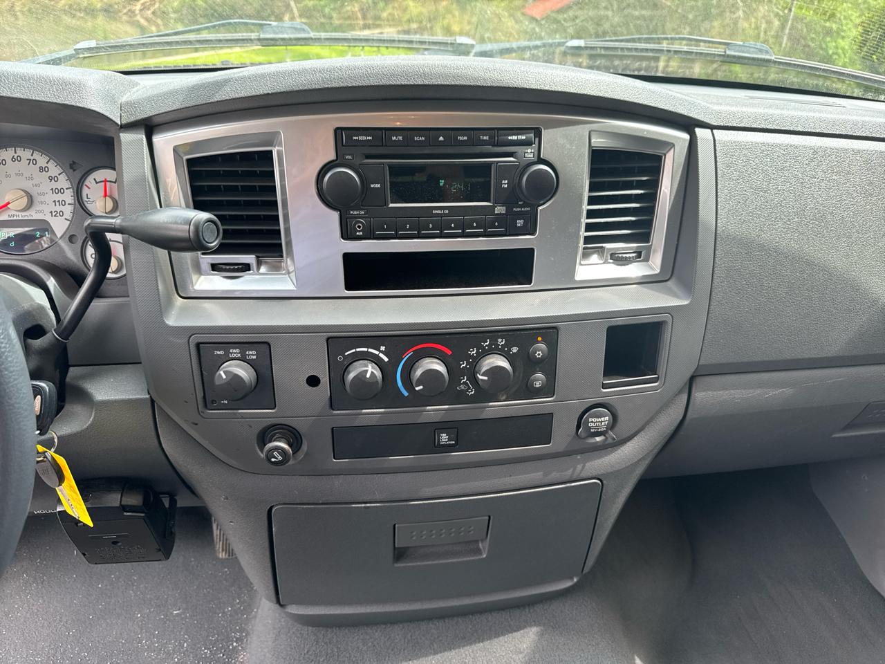 Dodge Ram 2500 Laramie Mega Cab 4WD 2009