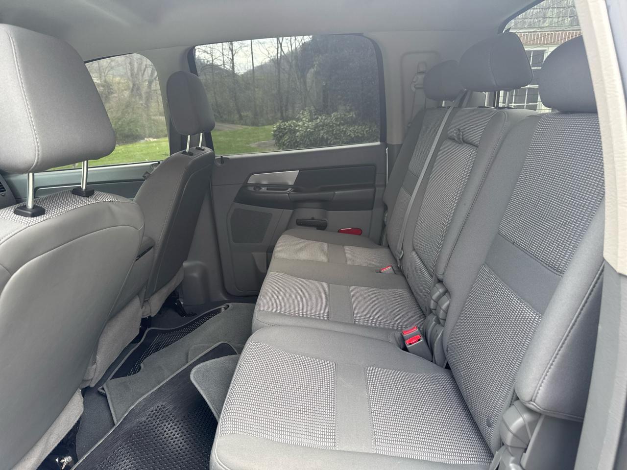 Dodge Ram 2500 Laramie Mega Cab 4WD 2009