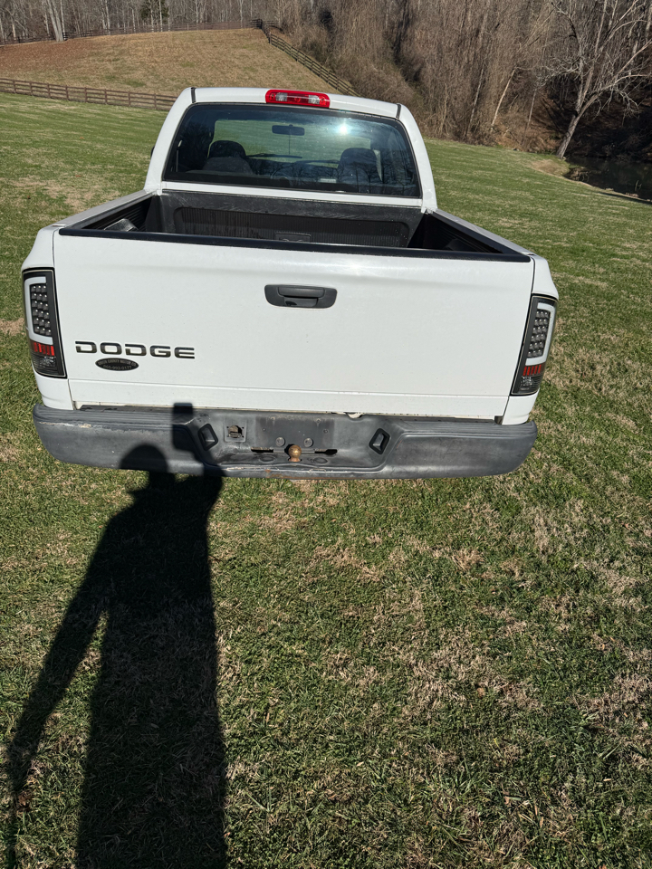 Dodge Ram 1500 ST Quad Cab Short Bed 2WD 2003