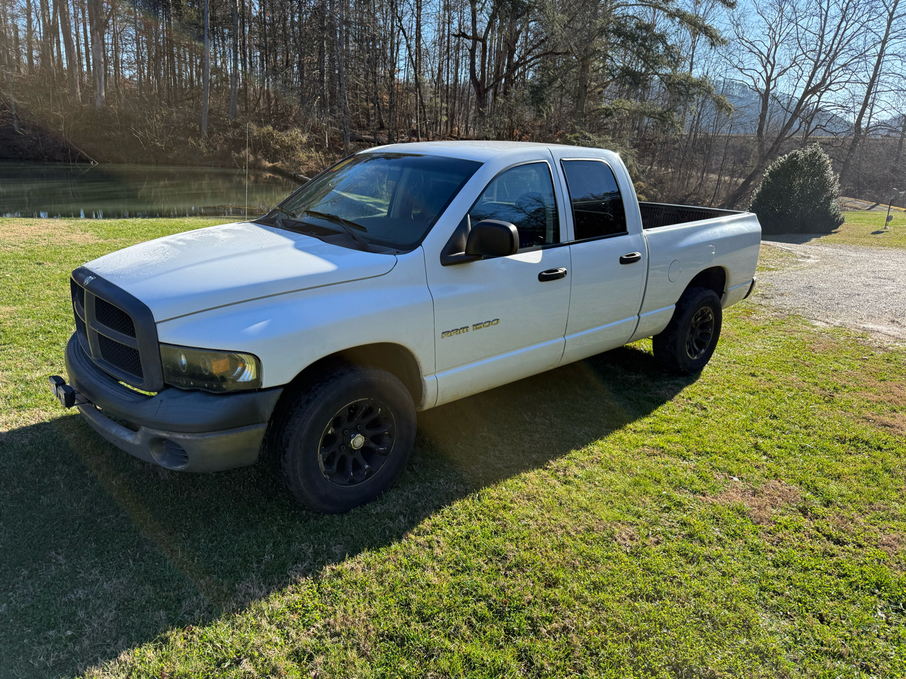 Dodge Ram 1500 ST Quad Cab Short Bed 2WD 2003