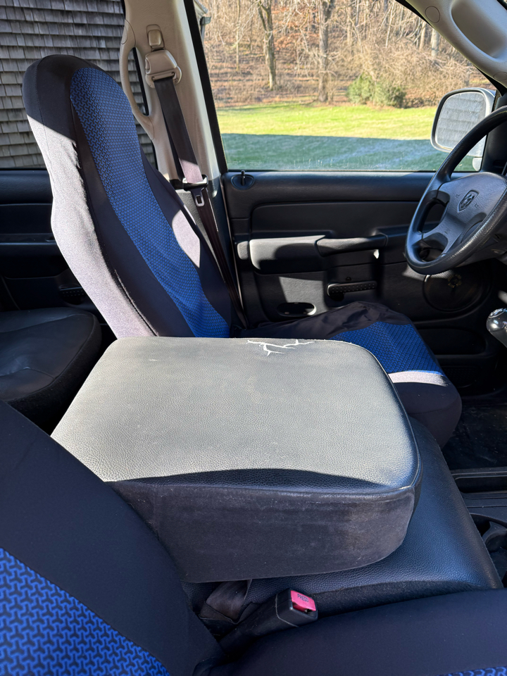 Dodge Ram 1500 ST Quad Cab Short Bed 2WD 2003