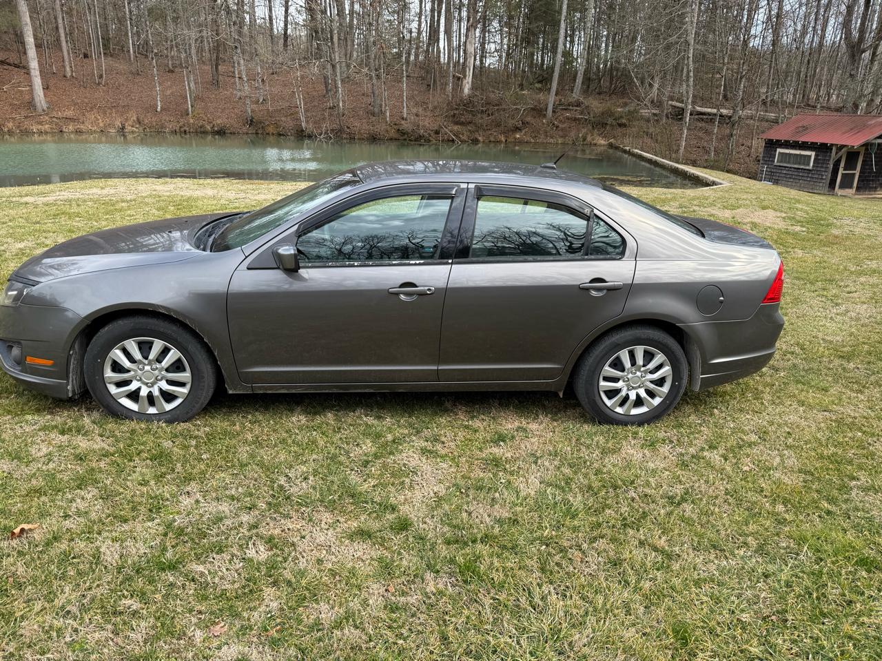 Ford Fusion I4 SE 2011