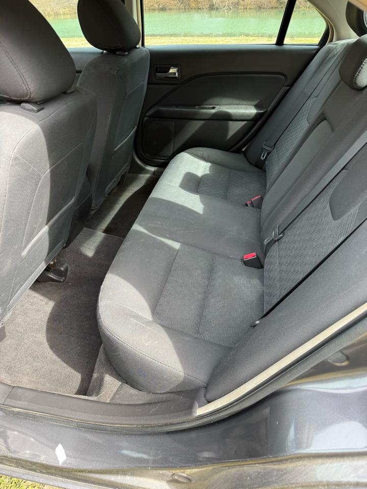 Ford Fusion I4 SE 2011