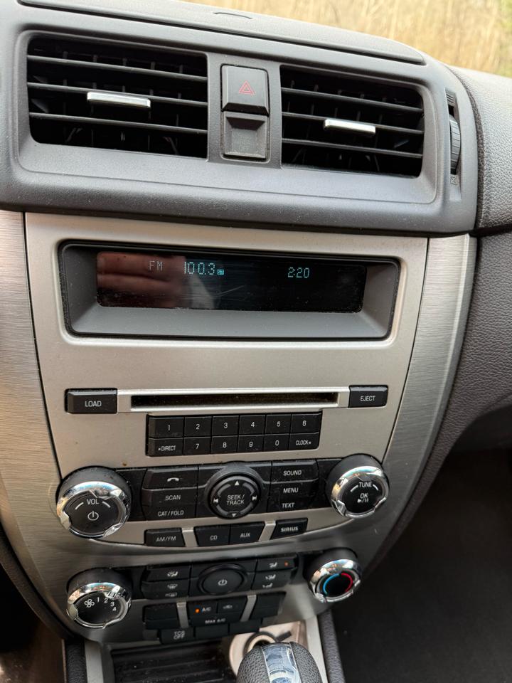 Ford Fusion I4 SE 2011