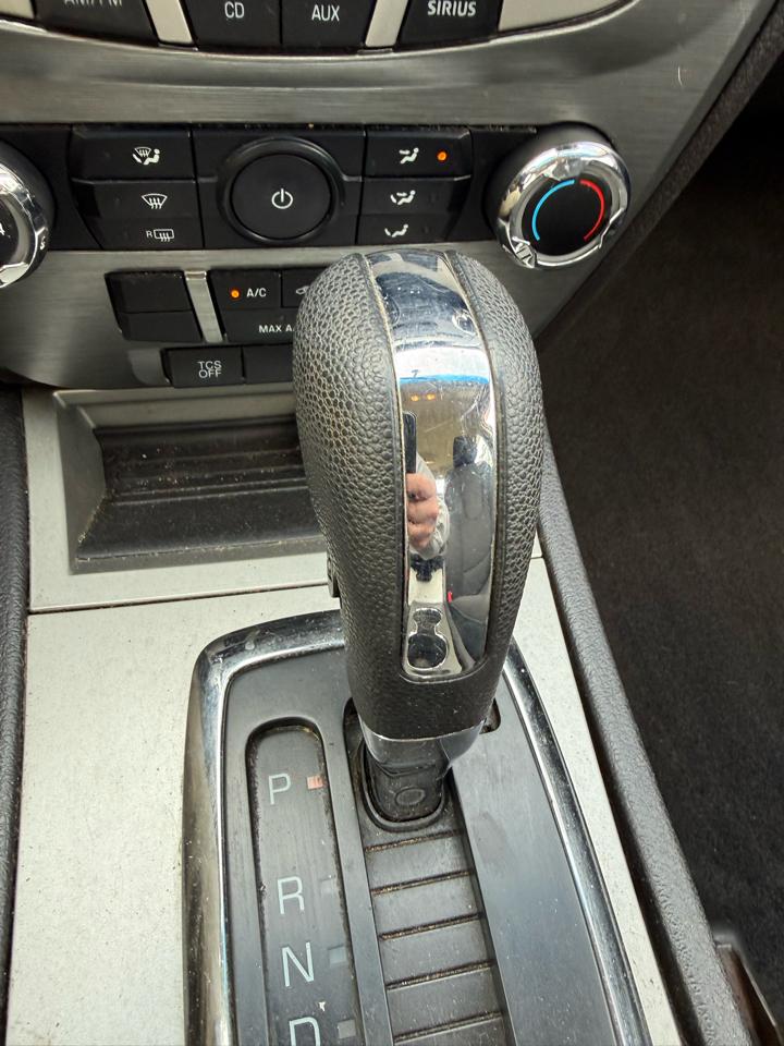 Ford Fusion I4 SE 2011