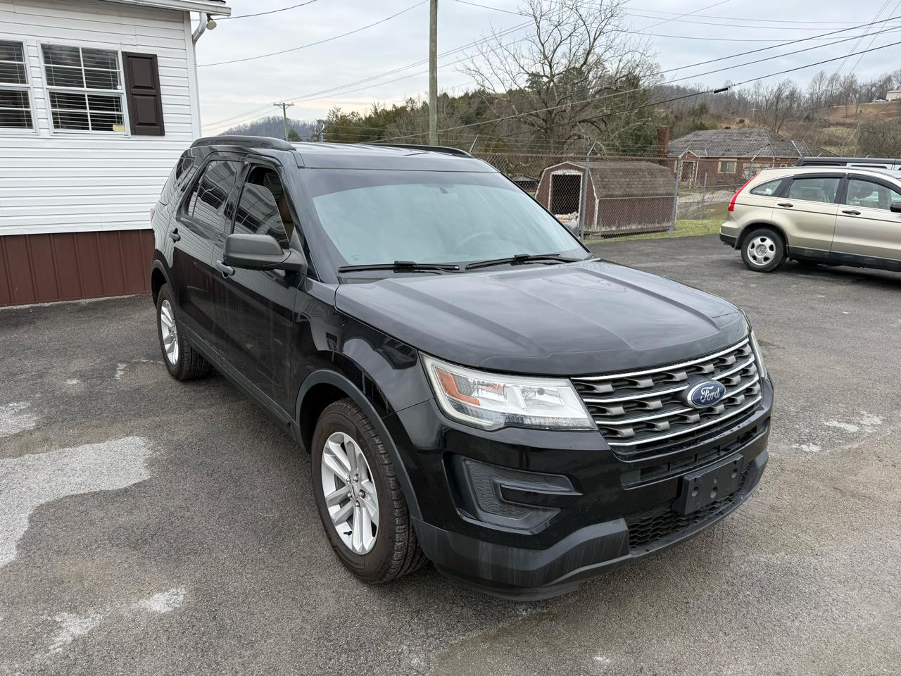 Ford Explorer Base FWD 2017