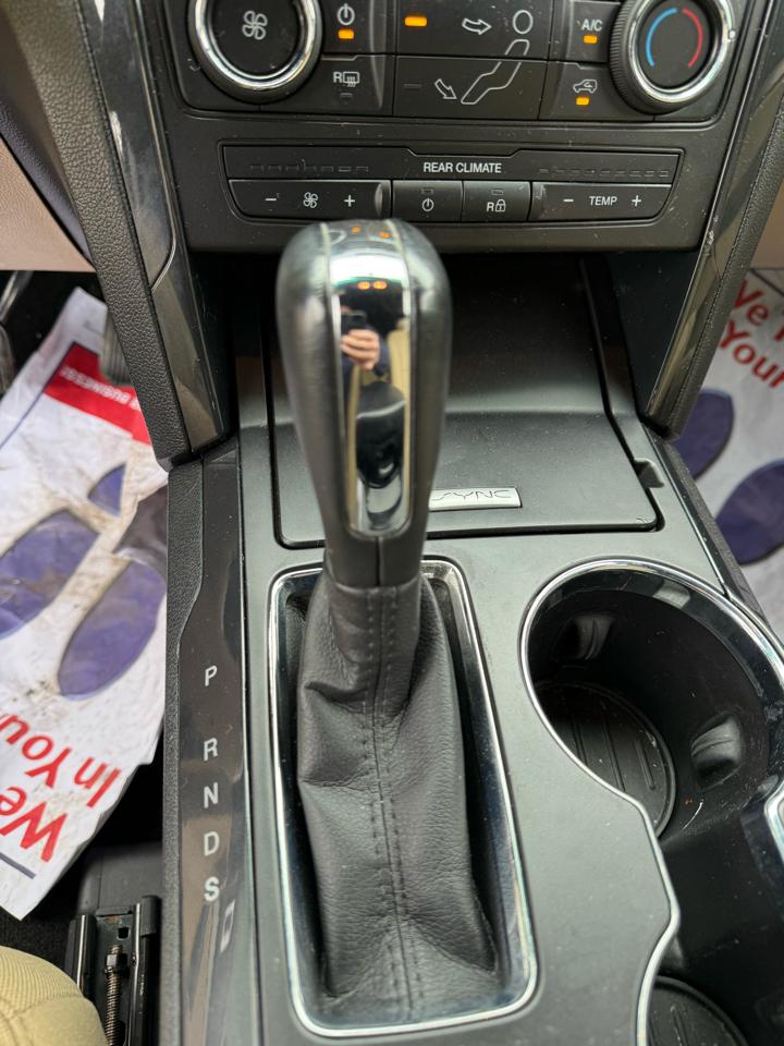 Ford Explorer Base FWD 2017