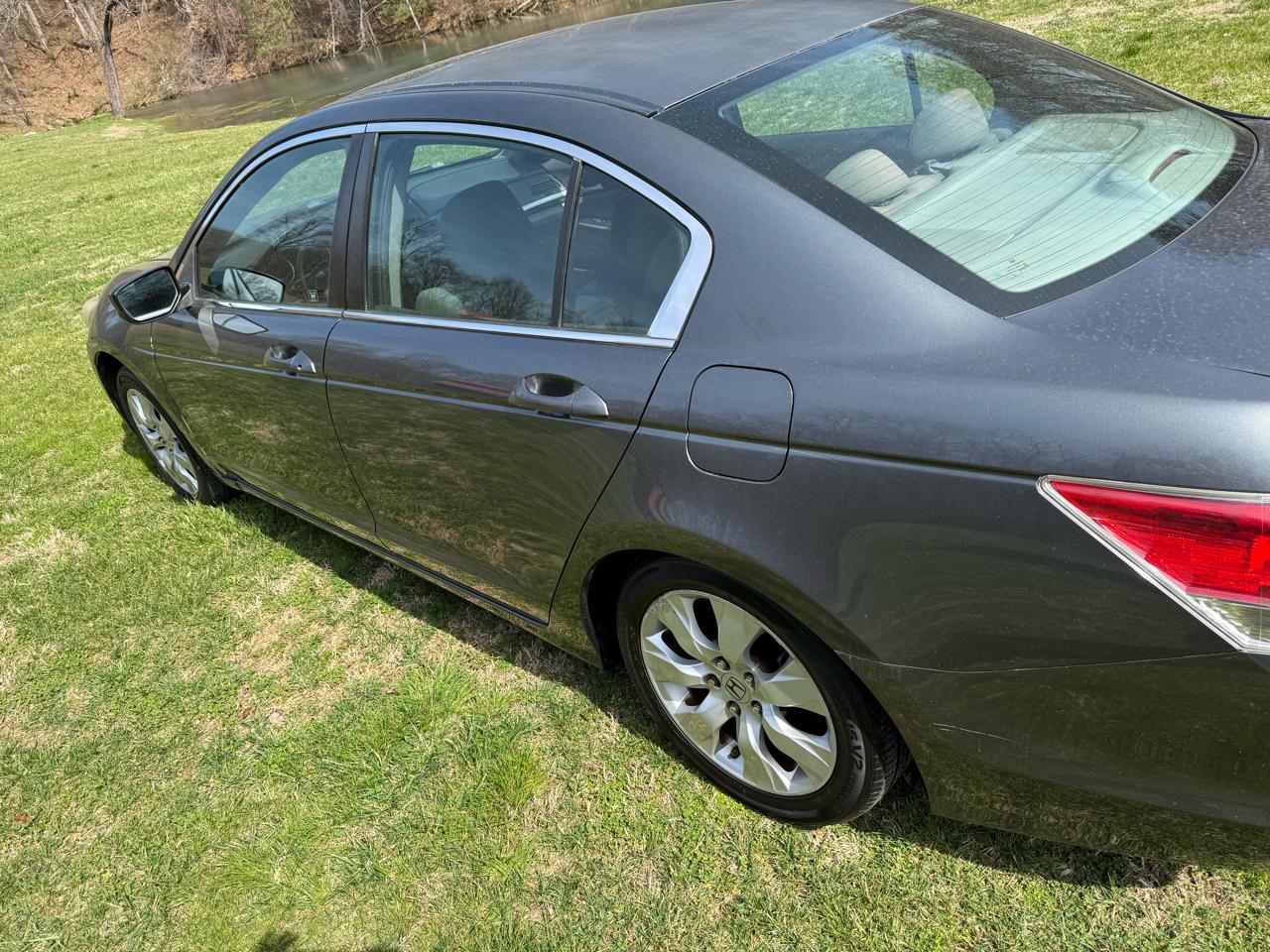 Honda Accord EX Sedan AT 2010