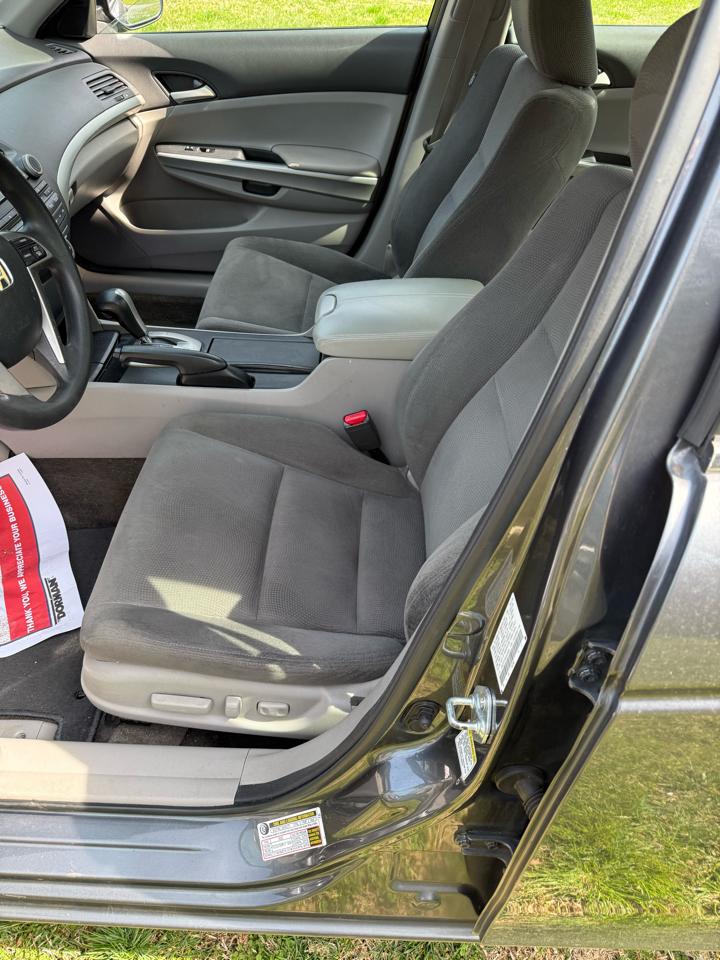 Honda Accord EX Sedan AT 2010