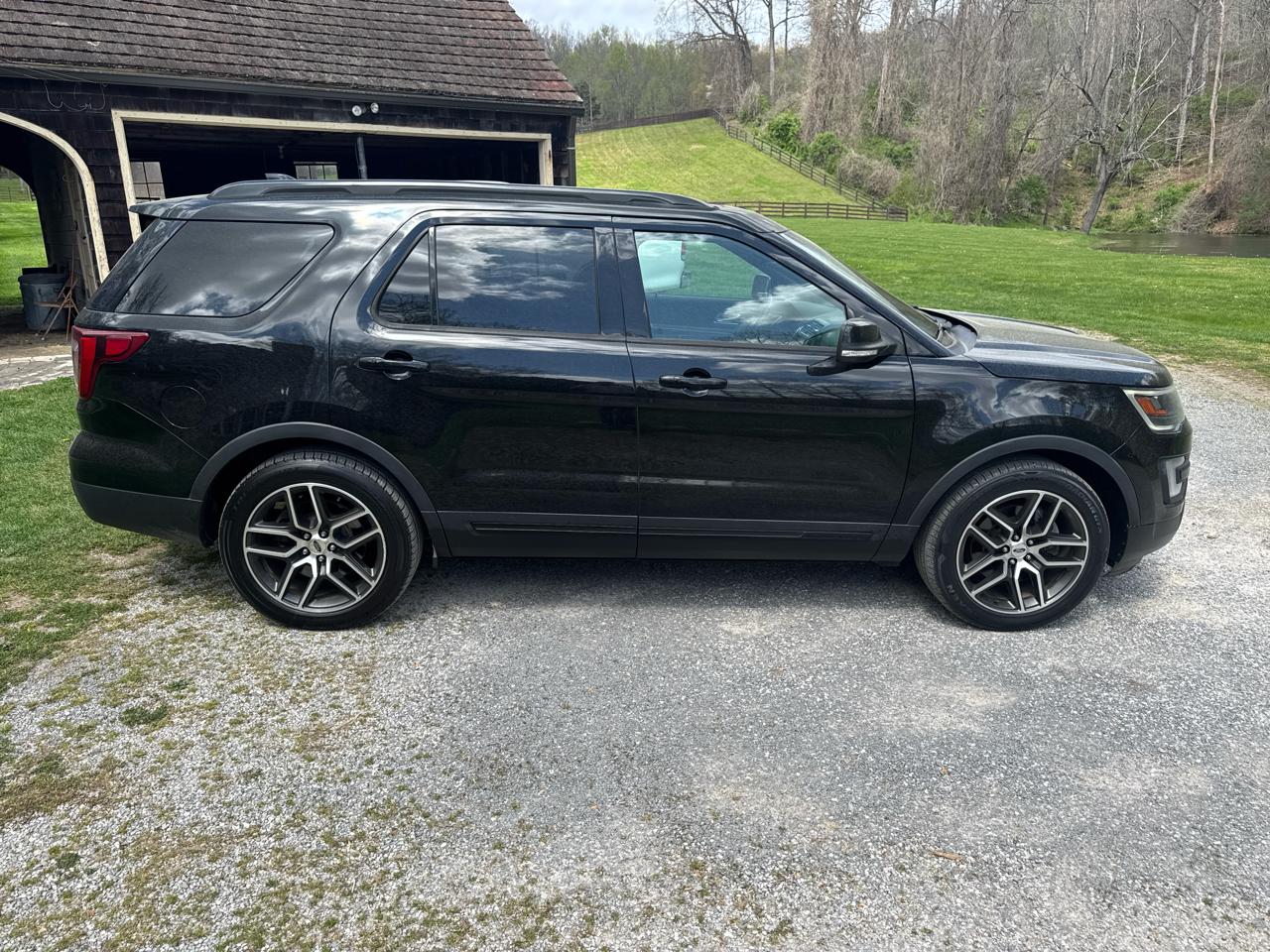 Ford Explorer Sport 4WD 2016