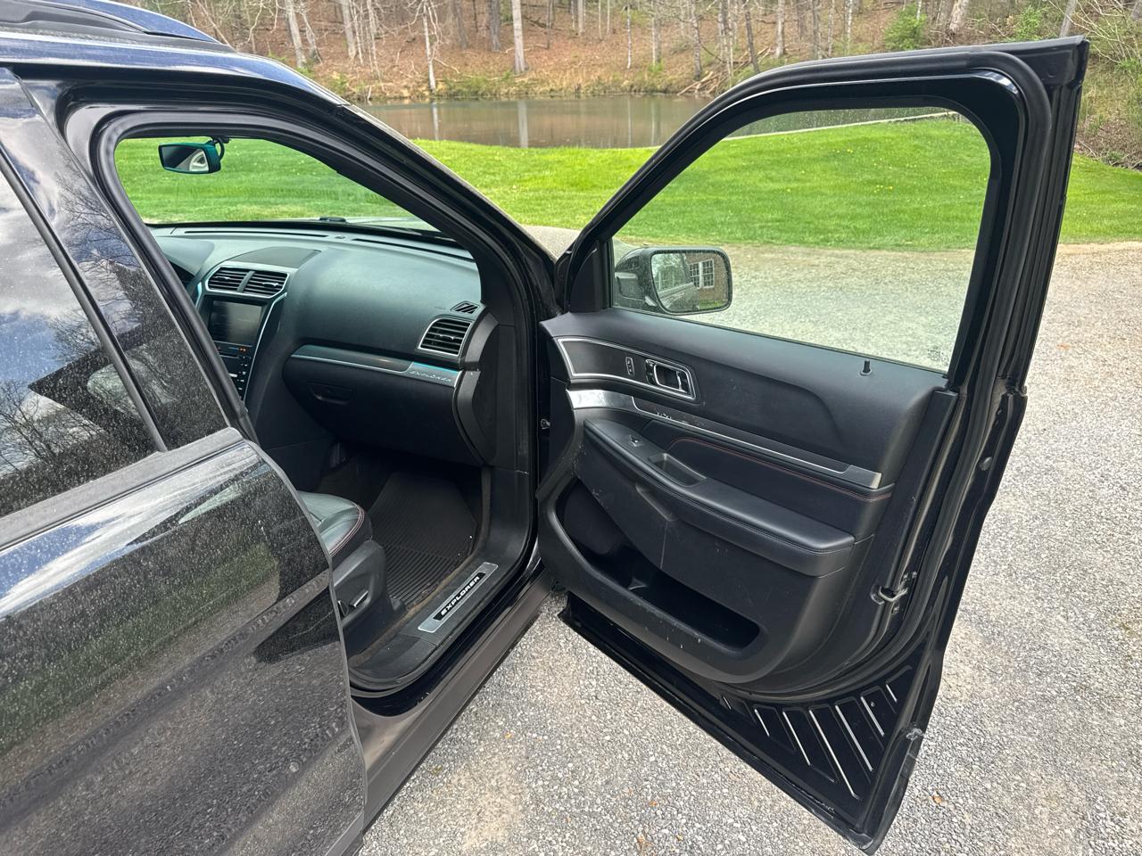 Ford Explorer Sport 4WD 2016