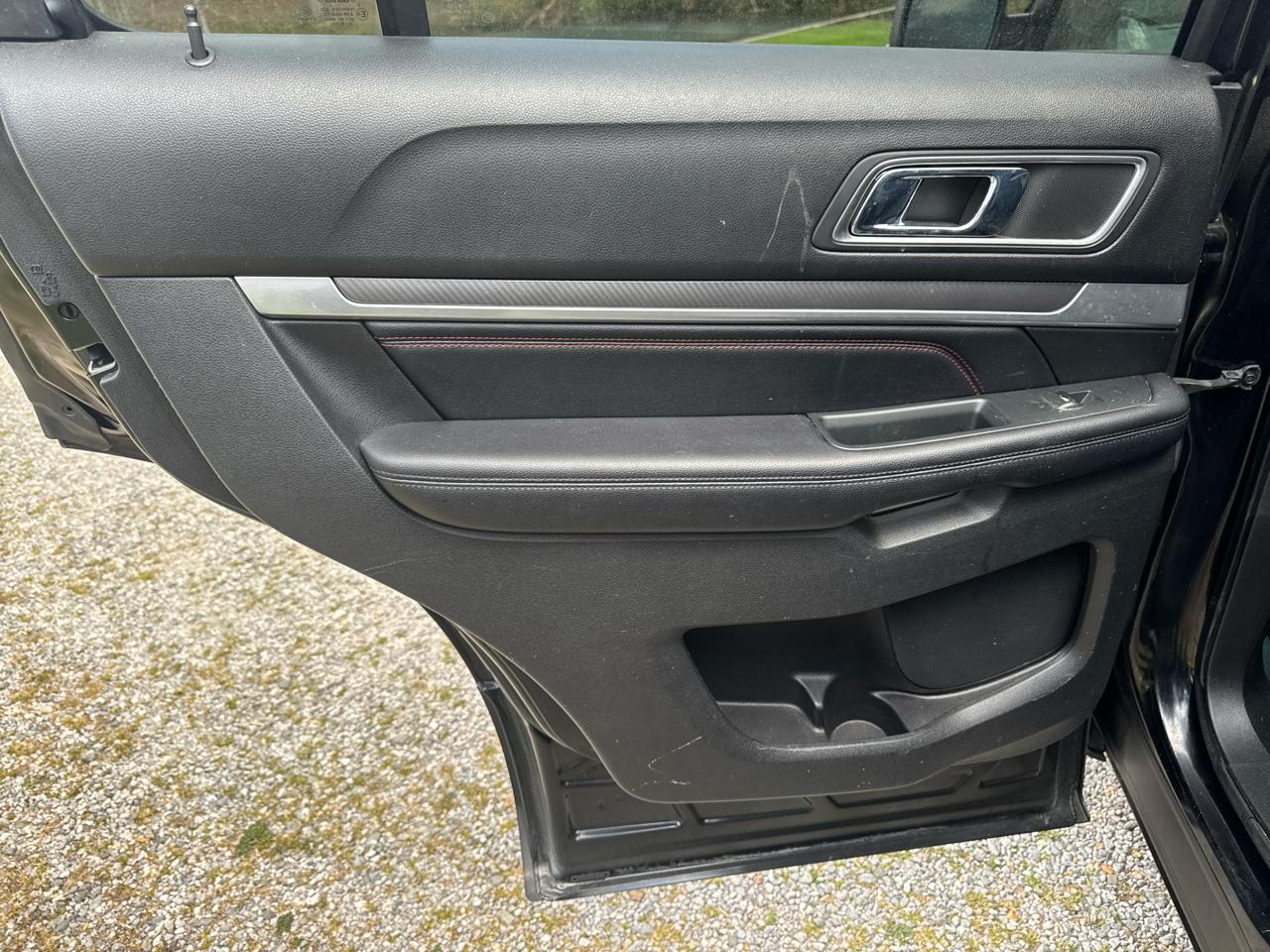 Ford Explorer Sport 4WD 2016