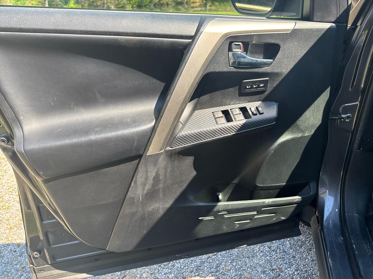 Toyota RAV4 Limited AWD 2015