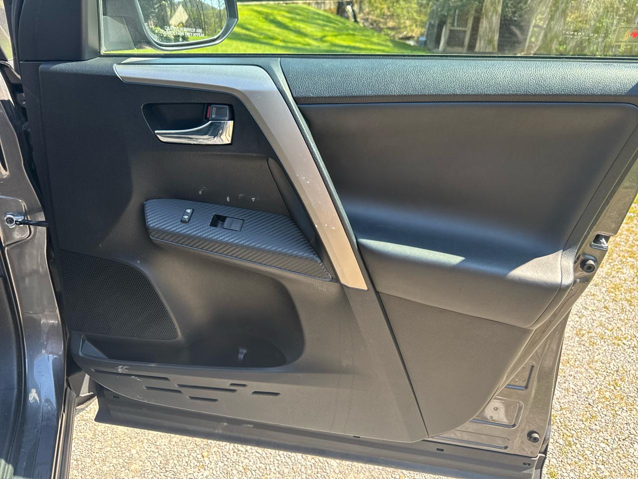 Toyota RAV4 Limited AWD 2015