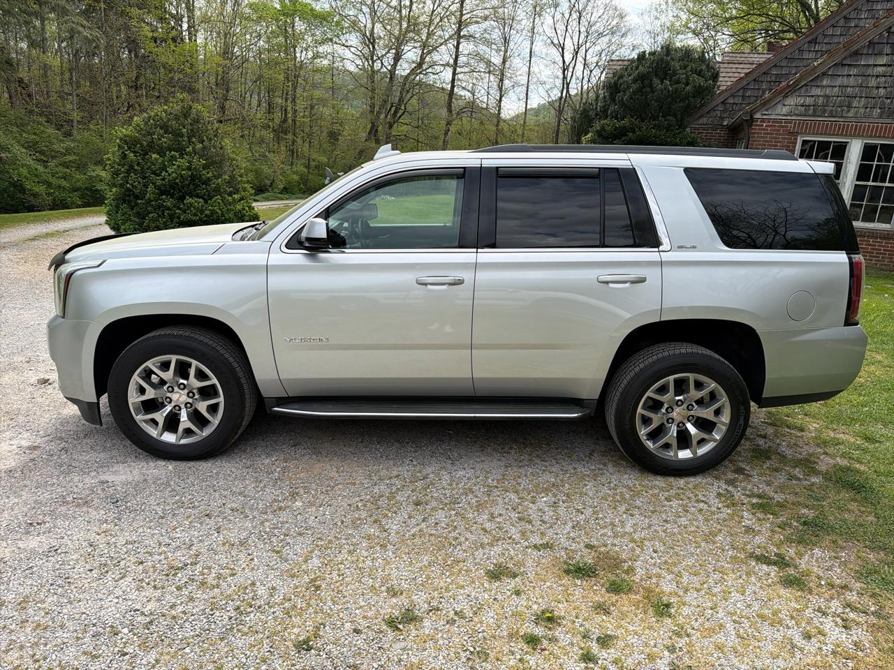 GMC Yukon SLE 4WD 2015