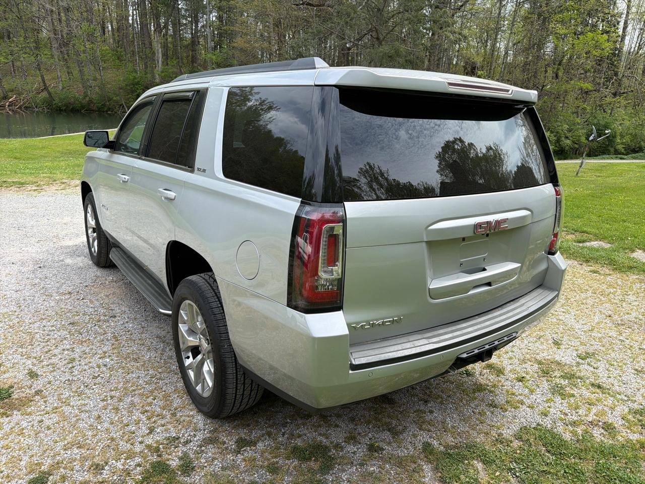 GMC Yukon SLE 4WD 2015