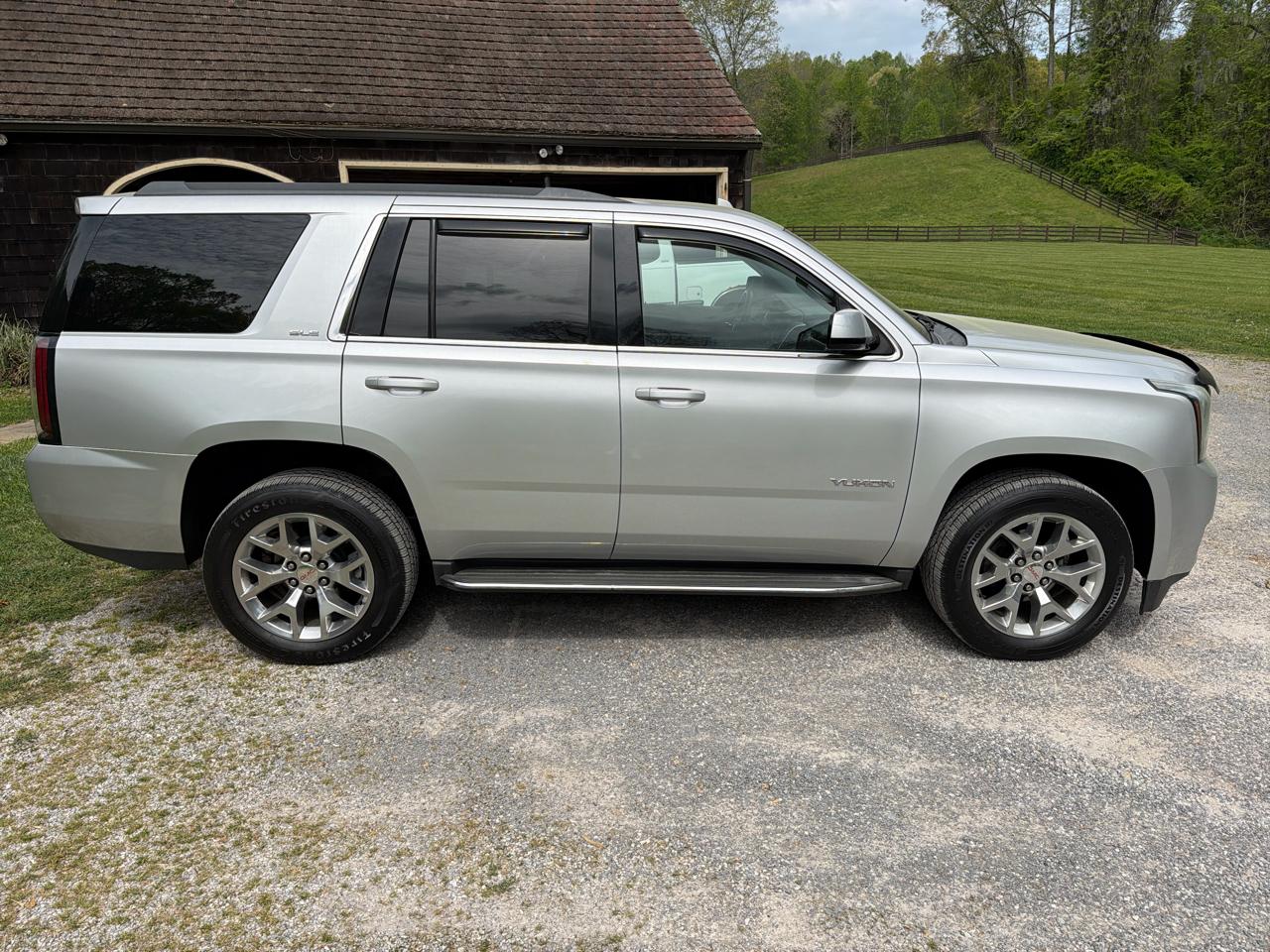 GMC Yukon SLE 4WD 2015