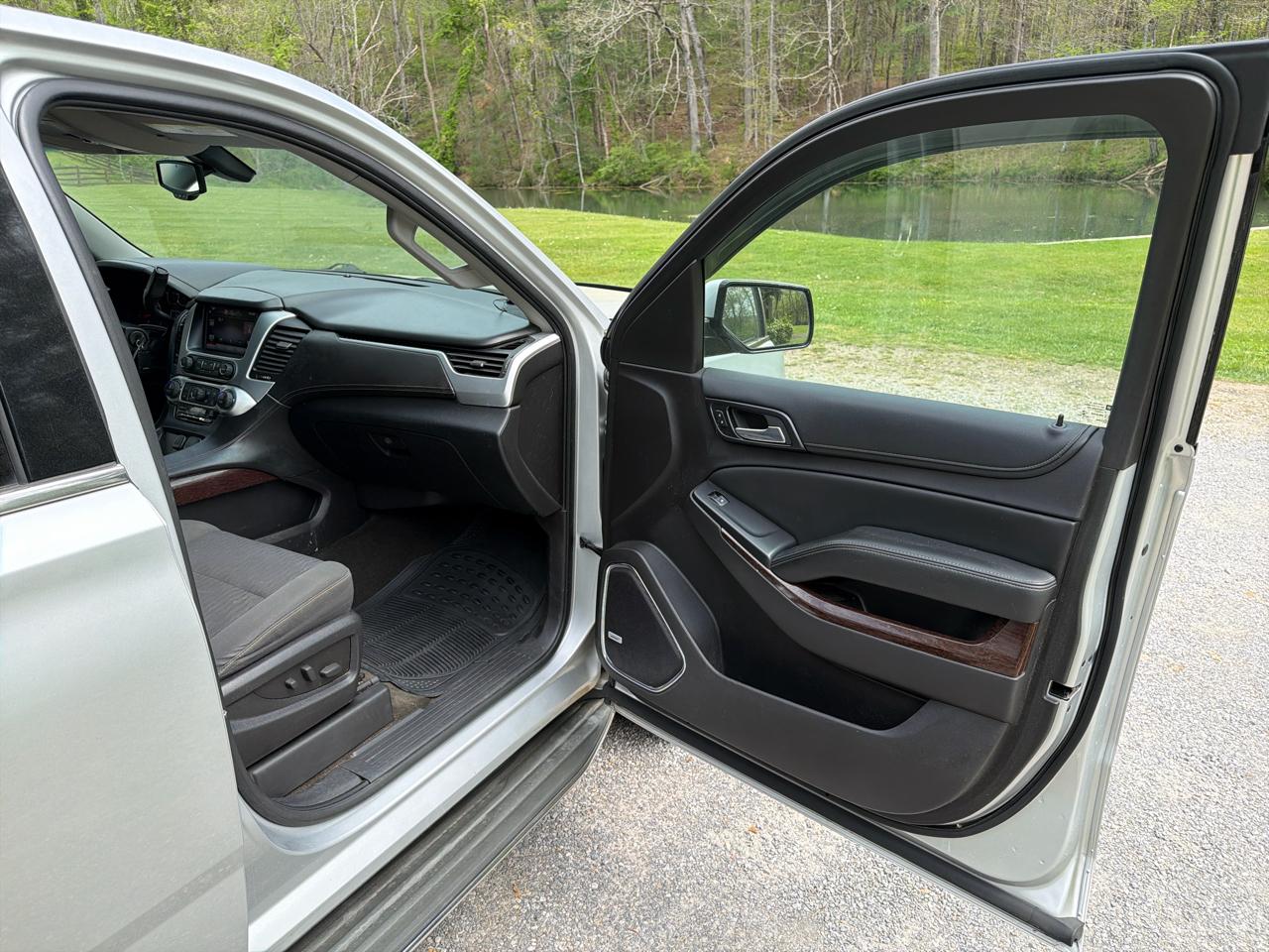 GMC Yukon SLE 4WD 2015